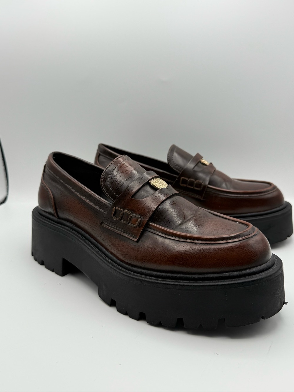 Madden Girl Callista Brown Platform Lug Sole Loafers Women’s Size 8M
